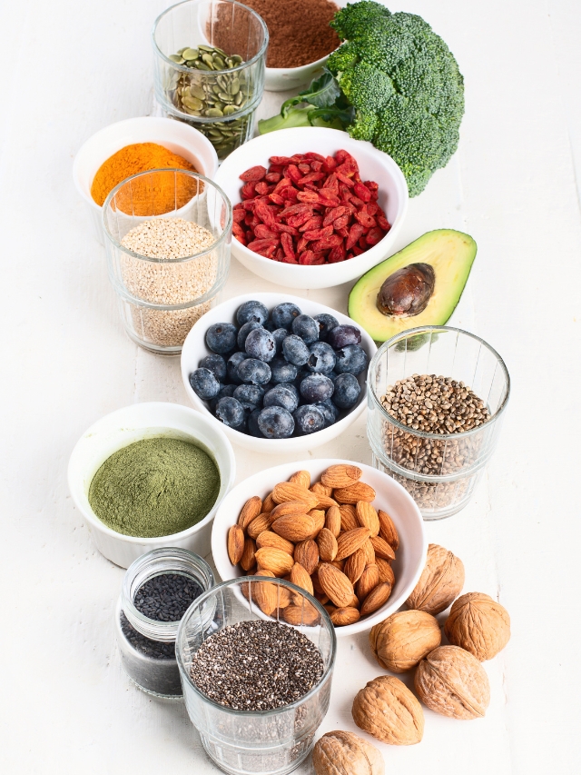 Discover 5 vitamin E-rich foods to promote healthy and radiant skin.